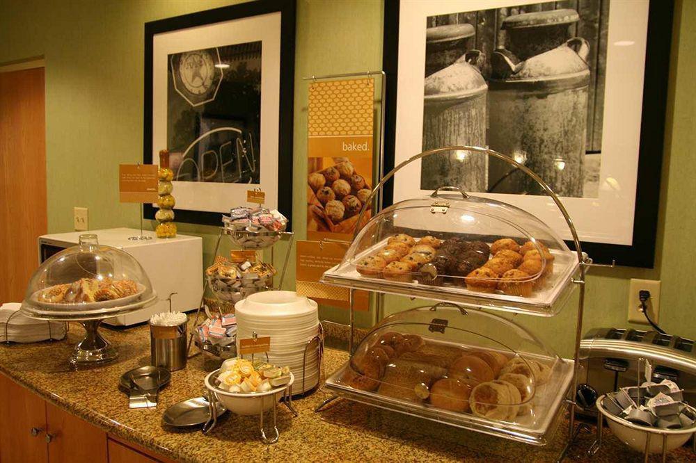 Hampton Inn & Suites Tampa East Casino Area Seffner Restauracja zdjęcie